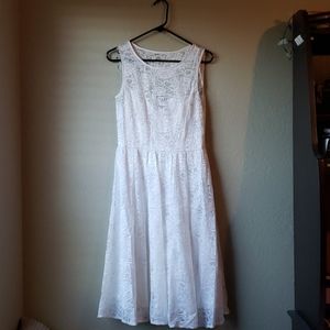 R & M Richards size 8 long white lace dress